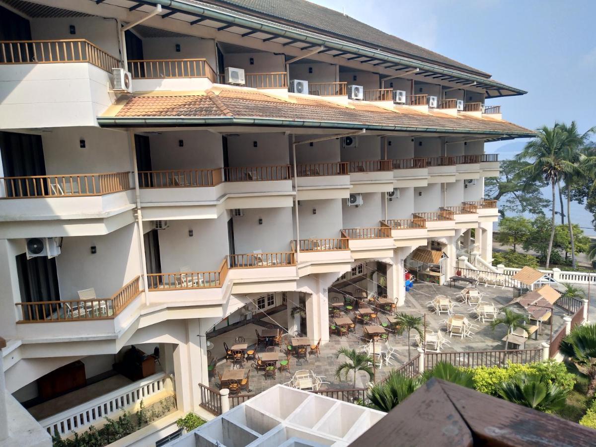 The Orient Star Resort Лумут Экстерьер фото
