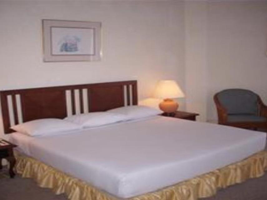 The Orient Star Resort Лумут Экстерьер фото